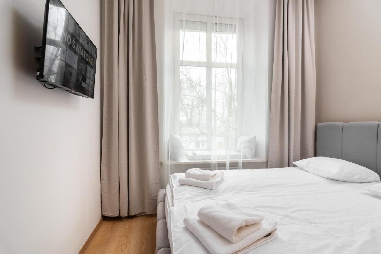 Modern Centrally Located Apartments - By Upstairs Krakau Exterior foto