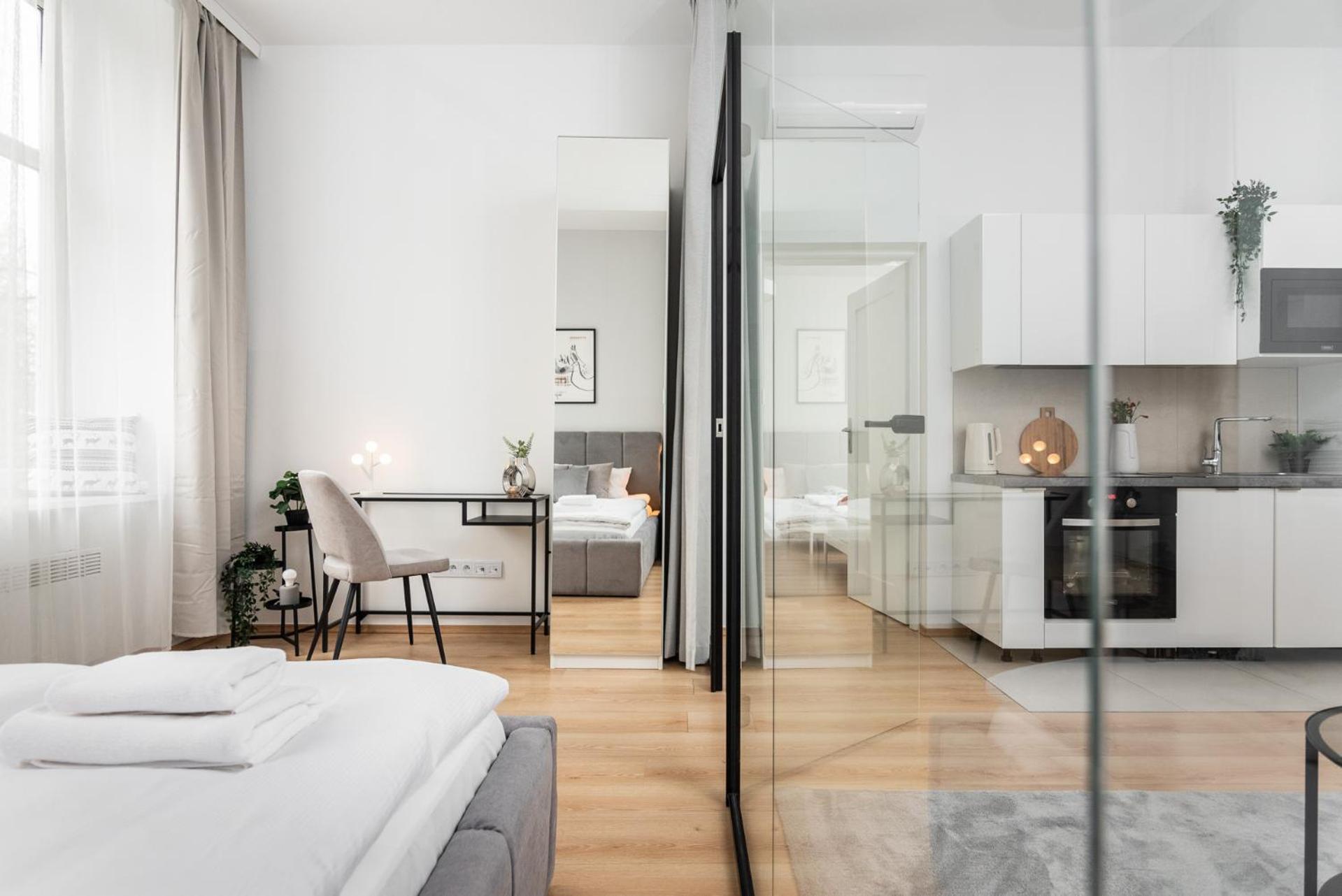 Modern Centrally Located Apartments - By Upstairs Krakau Exterior foto